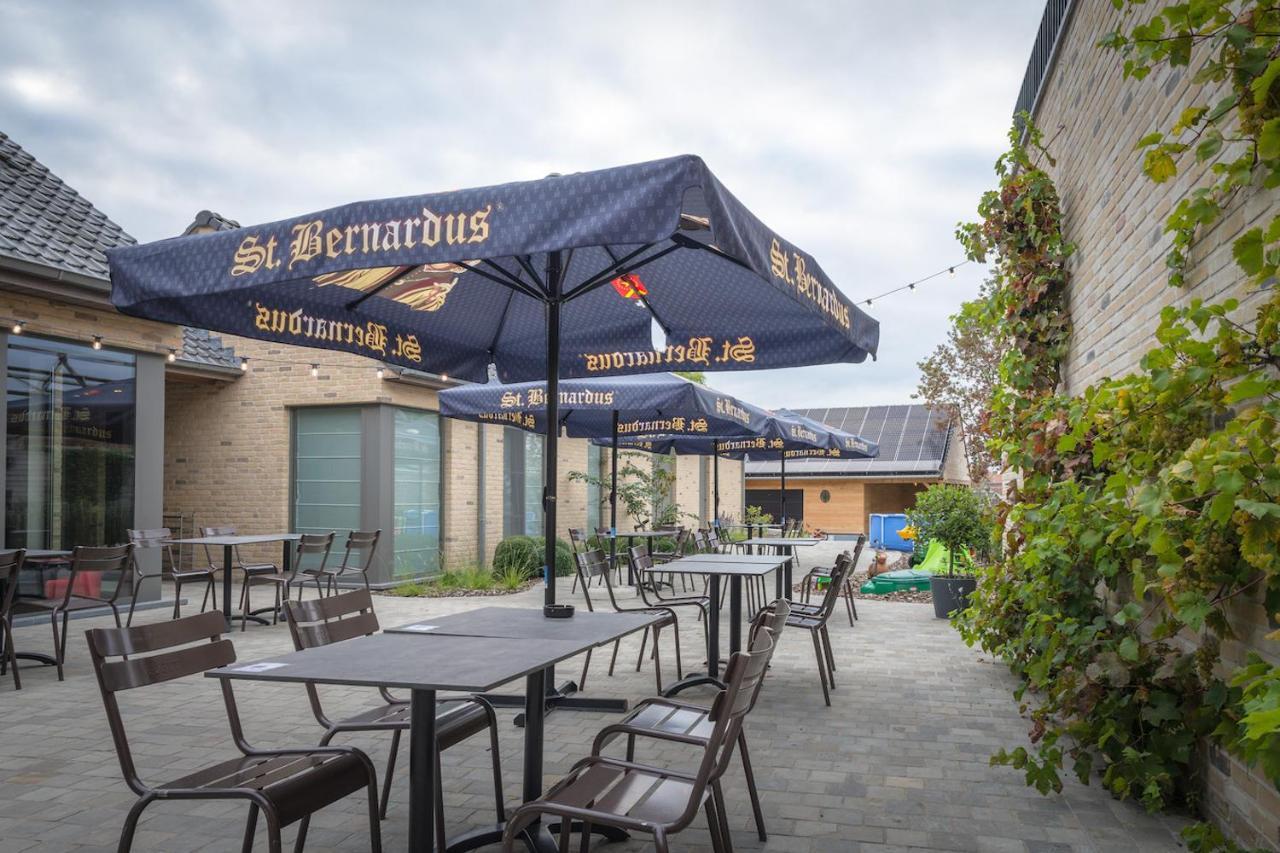 Oud Gemeentehuis Poelkapelle Экстерьер фото