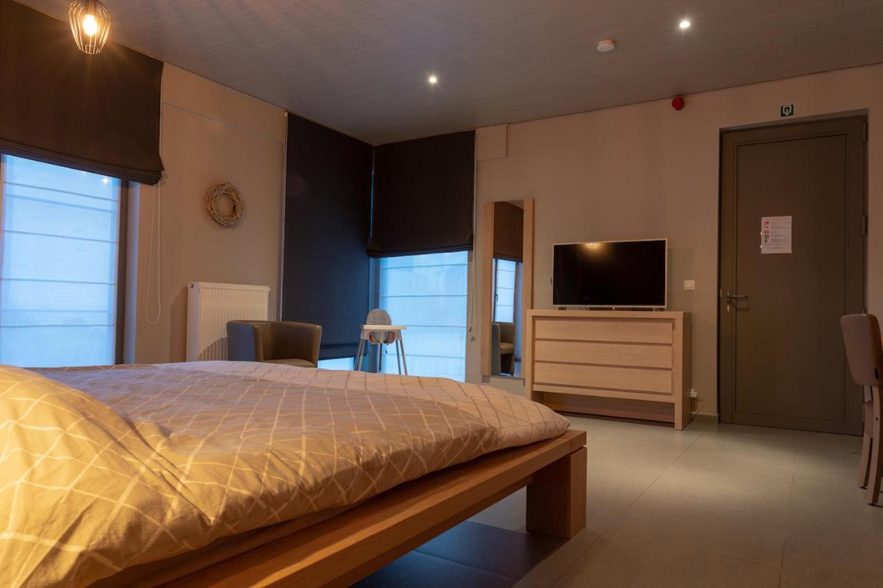 Oud Gemeentehuis Poelkapelle Экстерьер фото