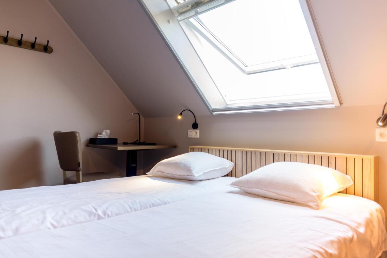 Oud Gemeentehuis Poelkapelle Экстерьер фото