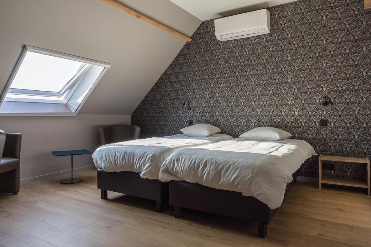 Oud Gemeentehuis Poelkapelle Экстерьер фото